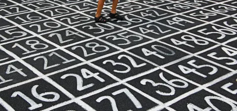 Numbers / Markus Krisetya / Unsplash