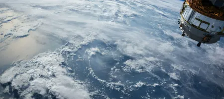  Ocean clouds seen from space | Photo: NASA/Unsplash 