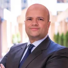 Amer Baig Headshot