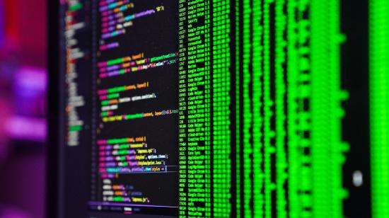 Machine Learning computer screen with code / Joan Gamell: Unsplash