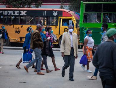 People walking along Tom Mboya st. in Nairobi